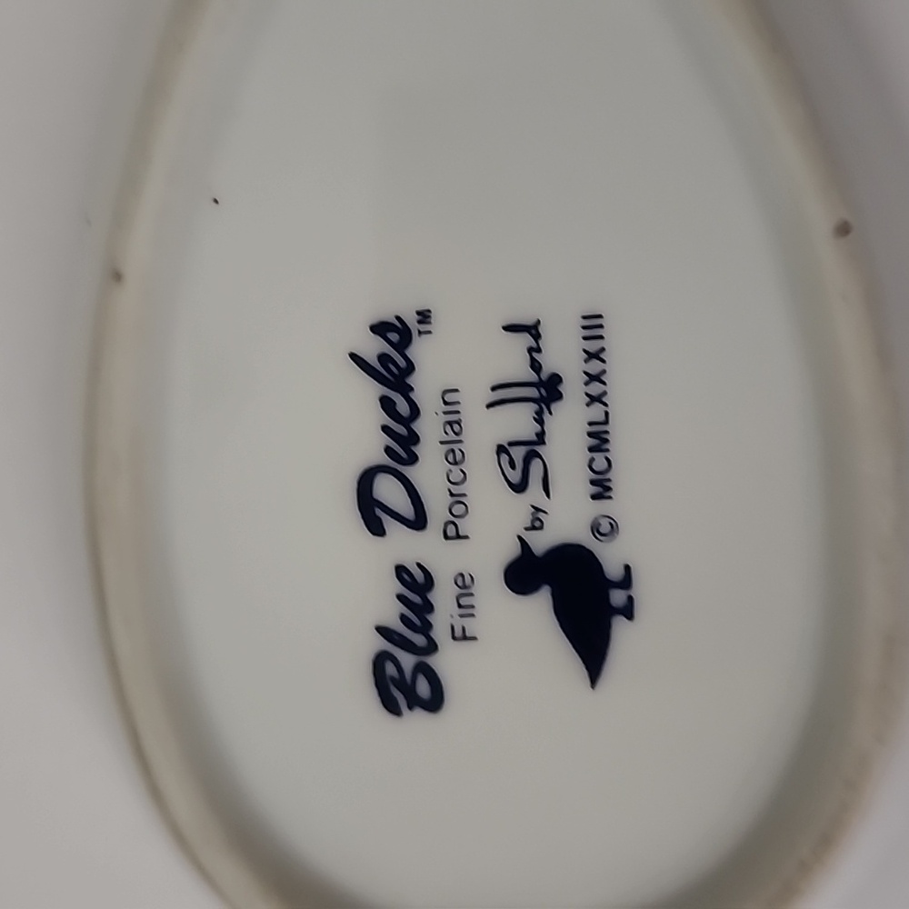 Shafford Spoon Rest - Picture 3 of 5